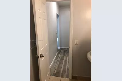 570 NE 69th St #2, Miami, FL 33138 - Photo 11