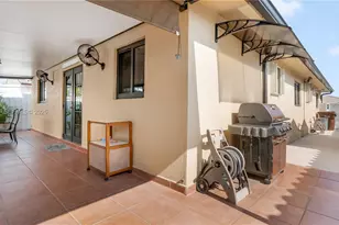 2549 W 72nd Pl, Hialeah, FL 33016 - Photo 43