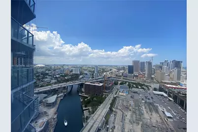 185 SW 7th St #3607, Miami, FL 33130 - Photo 15