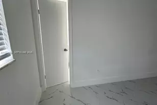 16215 NE 18th Ct, North Miami Beach, FL 33162 - Photo 21