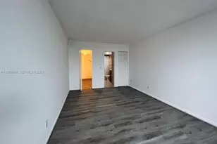 13499 Biscayne Blvd, North Miami, FL 33181 - Photo 15