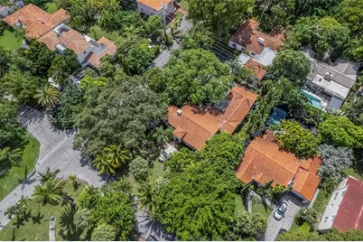 492 NE 55th St, Miami, FL 33137 - Photo 49