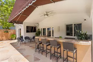 8740 NW 153rd Terrace, Miami Lakes, FL 33018 - Photo 27