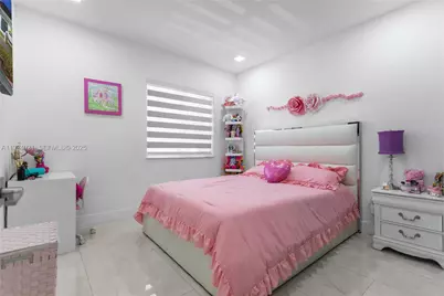 8740 NW 153rd Ter, Miami Lakes, FL 33018 - Photo 49