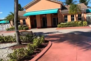 1692 SE 29th Ct, Homestead, FL 33035 - Photo 9