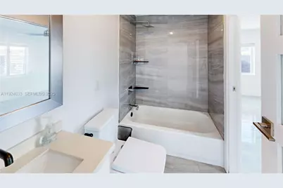 1886 NW 68th St, Miami, FL 33147 - Photo 19