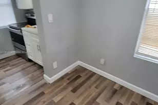 3003 NW 45th St, Miami, FL 33142 - Photo 11