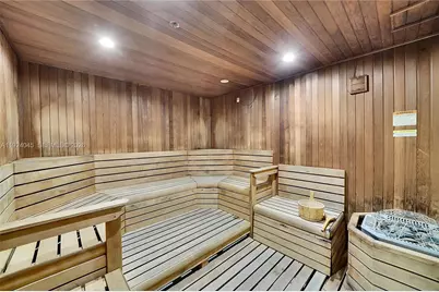 1040 Biscayne Blvd #2603, Miami, FL 33132 - Photo 27