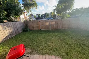 3736 NE 2nd St, Homestead, FL 33033 - Photo 11