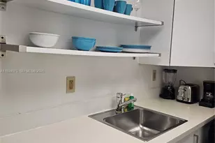 750 Collins Ave, Miami Beach, FL 33139 - Photo 3