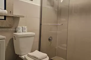 750 Collins Ave, Miami Beach, FL 33139 - Photo 23