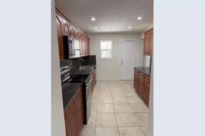 19810 Holiday Rd, Cutler Bay, FL 33157 - Photo 9