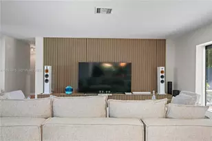 7600 SW 164th St, Palmetto Bay, FL 33157 - Photo 7