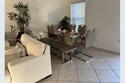 5332 NW 89th Ave, Sunrise, FL 33351 - Photo 7