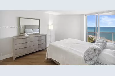 6767 Collins Ave #909, Miami Beach, FL 33141 - Photo 15