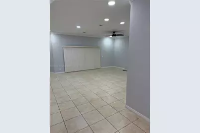 2927 SW 18th Ter, Fort Lauderdale, FL 33315 - Photo 13