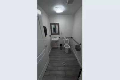 2614 SW 8th St, Miami, FL 33135 - Photo 13
