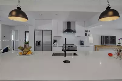 948 NE 26th Ave, Pompano Beach, FL 33062 - Photo 11