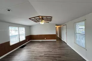 35303 SW 180th Ave, Homestead, FL 33034 - Photo 9