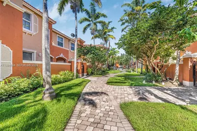 2712 SW 120th Ter #909-9, Miramar, FL 33025 - Photo 3