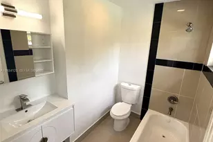 4411 NW 34th St, Lauderdale Lakes, FL 33319 - Photo 19