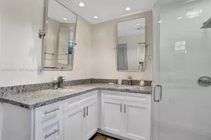 2106 NE 16th Ave, Wilton Manors, FL 33305 - Photo 21