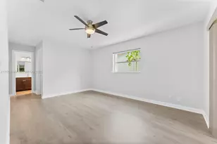 1131 NW 90th Way, Plantation, FL 33322 - Photo 9