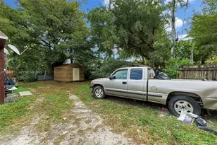 2390 Superior St, Opa-Locka, FL 33054 - Photo 15