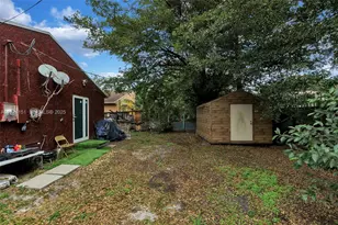 2390 Superior St, Opa-Locka, FL 33054 - Photo 17