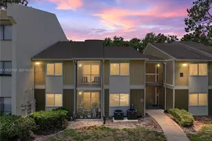 13285 Arbor Pointe Cir, Tampa, FL 33617 - Photo 1