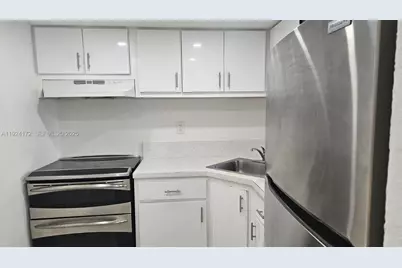 4550 NW 9th St #719E, Miami, FL 33126 - Photo 1