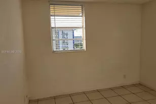 4550 NW 9th St, Miami, FL 33126 - Photo 11