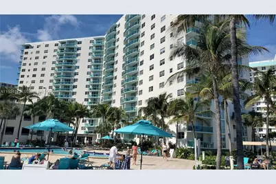 [Address not provided], Hollywood, FL 33019 - Photo 19