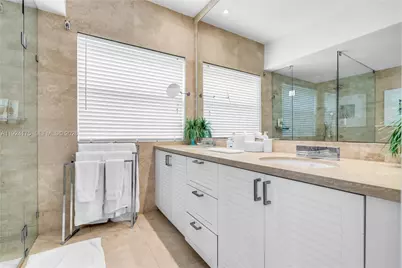 591 N Mashta Dr, Key Biscayne, FL 33149 - Photo 17