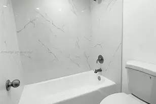 3800 N Hills Dr, Hollywood, FL 33021 - Photo 15