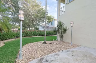 6853 NW 113th Pl, Doral, FL 33178 - Photo 37
