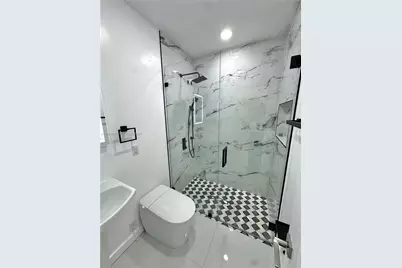 1211 W 34th St #Front, Hialeah, FL 33012 - Photo 9