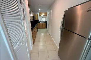 3325 Oak Dr, Hollywood, FL 33021 - Photo 3
