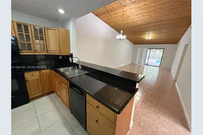 3325 Oak Dr, Hollywood, FL 33021 - Photo 1