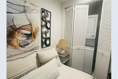 121 NE 34th St #3014, Miami, FL 33137 - Photo 23