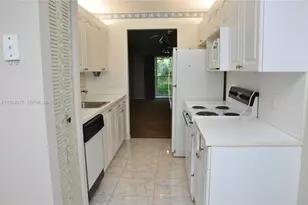 13000 SW 15th Ct, Pembroke Pines, FL 33027 - Photo 3