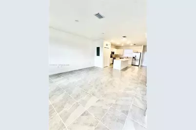 1116 SE 3rd Ter #1116, Florida City, FL 33034 - Photo 5