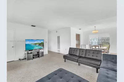 19820 NW 39th Ave, Miami Gardens, FL 33055 - Photo 11