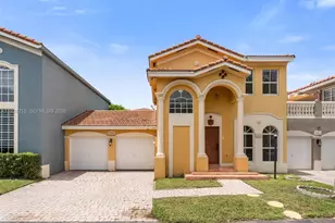 10819 NW 51st Ln, Doral, FL 33178 - Photo 1