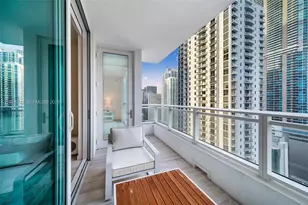 1080 Brickell Ave, Miami, FL 33131 - Photo 5