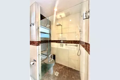 912 NE 9th Ct, Pompano Beach, FL 33060 - Photo 9