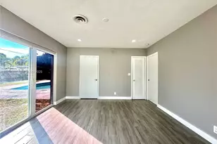 912 NE 9th Ct, Pompano Beach, FL 33060 - Photo 11