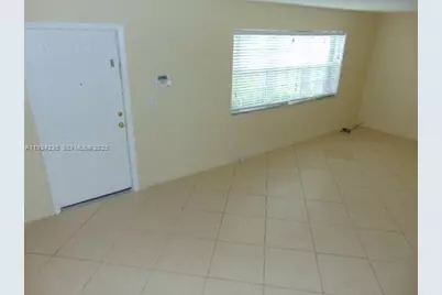 1774 SW 81st Ter #1-37, Davie, FL 33324 - Photo 3