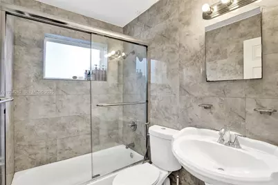 6404 Evans St, Hollywood, FL 33024 - Photo 35