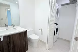 488 NE 18th St, Miami, FL 33132 - Photo 21